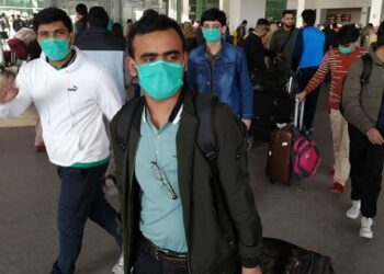 6,000 students seeks Prime Minister’s help to return to China