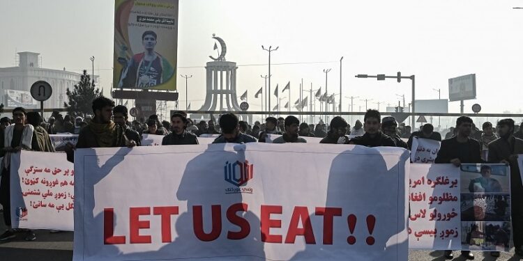 Protests demanding for release of Afghan assets are permitted by Taliban