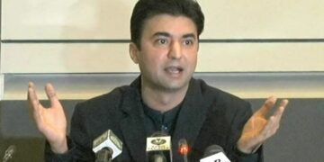 Pemra summons News One for ‘derogatory’ remarks regarding Murad Saeed
