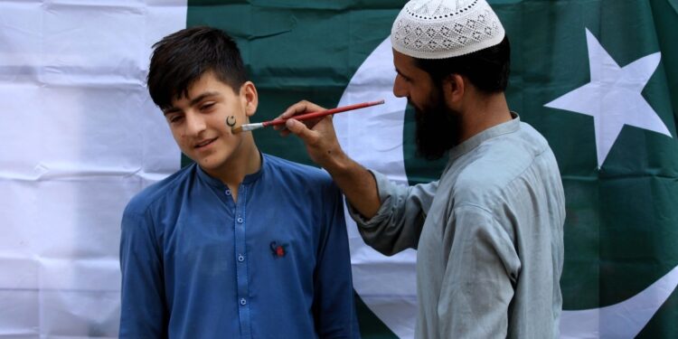 ‘We celebrate strong ties that unite Canadian-Pakistani people’ says Canadian PM Trudeau