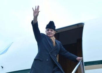 PM Sharif returns to Pakistan after two-days visit to Turkey (Image Courtesy: Facebook)