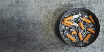 Participants of round-table promise to declare Peshawar tobacco-free capital