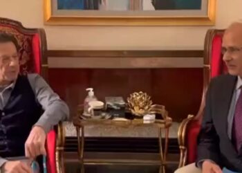 V-C GC University Zaidi met Imran Khan; discussed establishment of Arshad Sharif School of Journalism (Image Courtesy: Facebook)