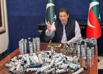 Over dozens of shells, heavy attacks stormed PTI Chief Khan's residence (Image Courtesy: Facebook)