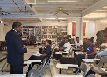 PM Terrance Drew visits JNF, meets Emergency Medical Technicians