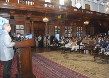 PM Sharif lays foundation stone of 3 industrial zones in Lahore, Sheikhupura (Image Courtesy: Facebook)