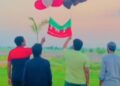 PTI Members-ISF Students join hands to release balloons, flag to express solidarity with Imran Khan (Image Courtesy: Facebook)