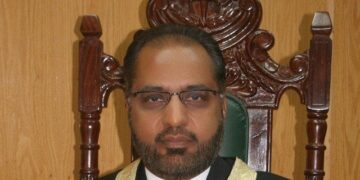 Ex-judge Aziz Siddiqui names general, former judge in case against his removal