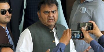 Islamabad Court sentences Former Minister Fawad Chaudhry with 14-day judicial custody (Image Courtesy: Google)