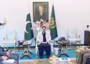 PM Kakar held review meeting over reforms in electricity sector in Khyber Pakhtunkhwa (image courtesy: twitter/PMO Pakistan)