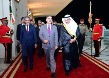 PM Kakar's visit to Kuwait likely bear positive fruits for Pakistan (Image Courtesy: Twitter/@PMO Pakistan)