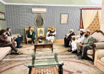UK diplomat Jane Marriott and JUI-F chief discuss status of Afghan women (Image Courtesy: Twitter/JUI-F)