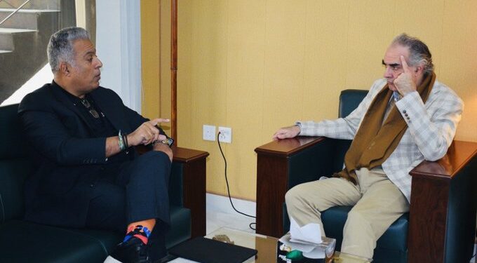 PFF Chairman Malik meets Sports Secretary Zaman to talk on development of football (Image Courtesy: Twitter/Pakistan Football Federation)