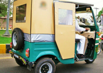 Peshawar administration bans rickshaws from GT Road (Image Courtesy: Google)